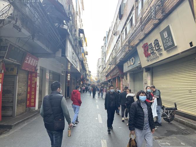 重返广州疫情暴风眼康鹭片区在这被转运过也阳过还会回来搞钱